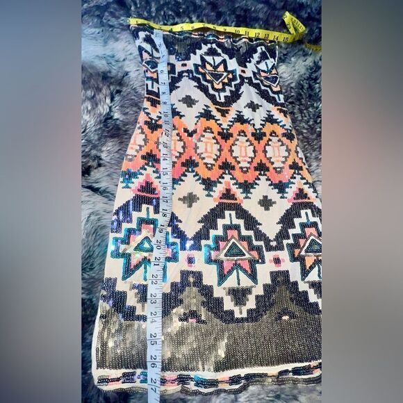 Stunning Aztec Color Blocks Sequins Mini Dress - Picture 10 of 12